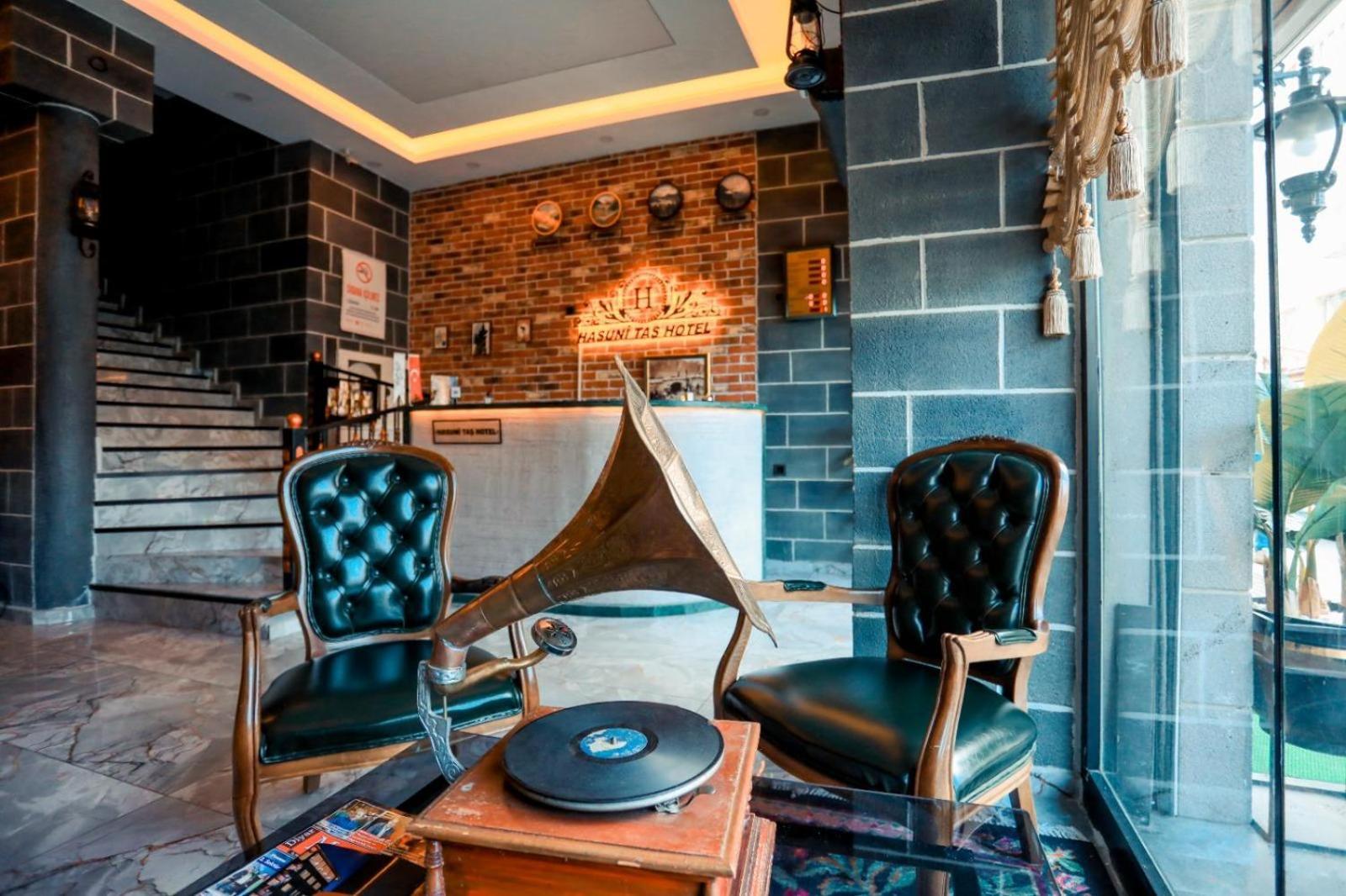 Hasuni Tas Hotel ดิยาร์บาคีร์ ภายนอก รูปภาพ